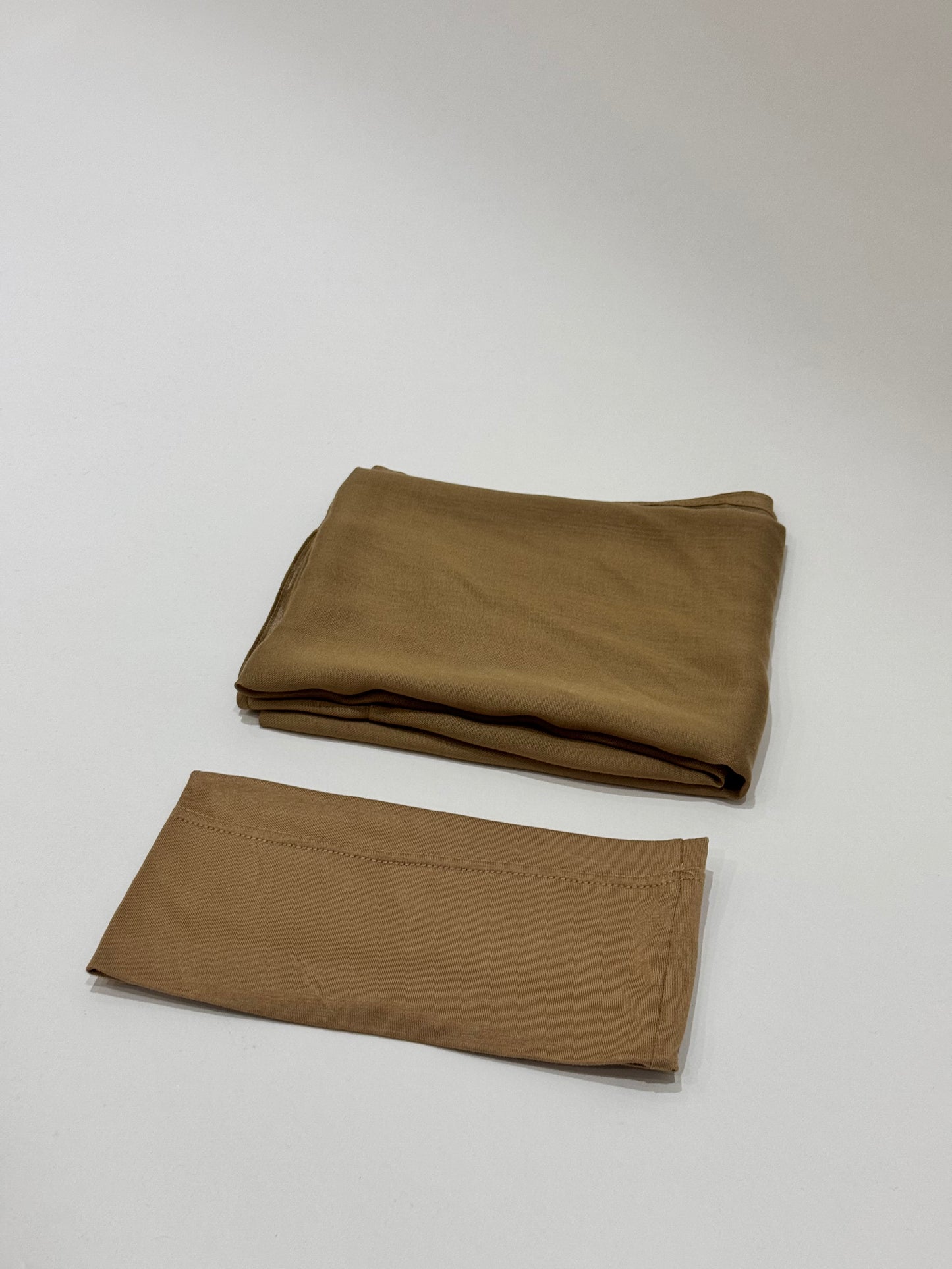Premium Modal + Matching Undercap Caramel